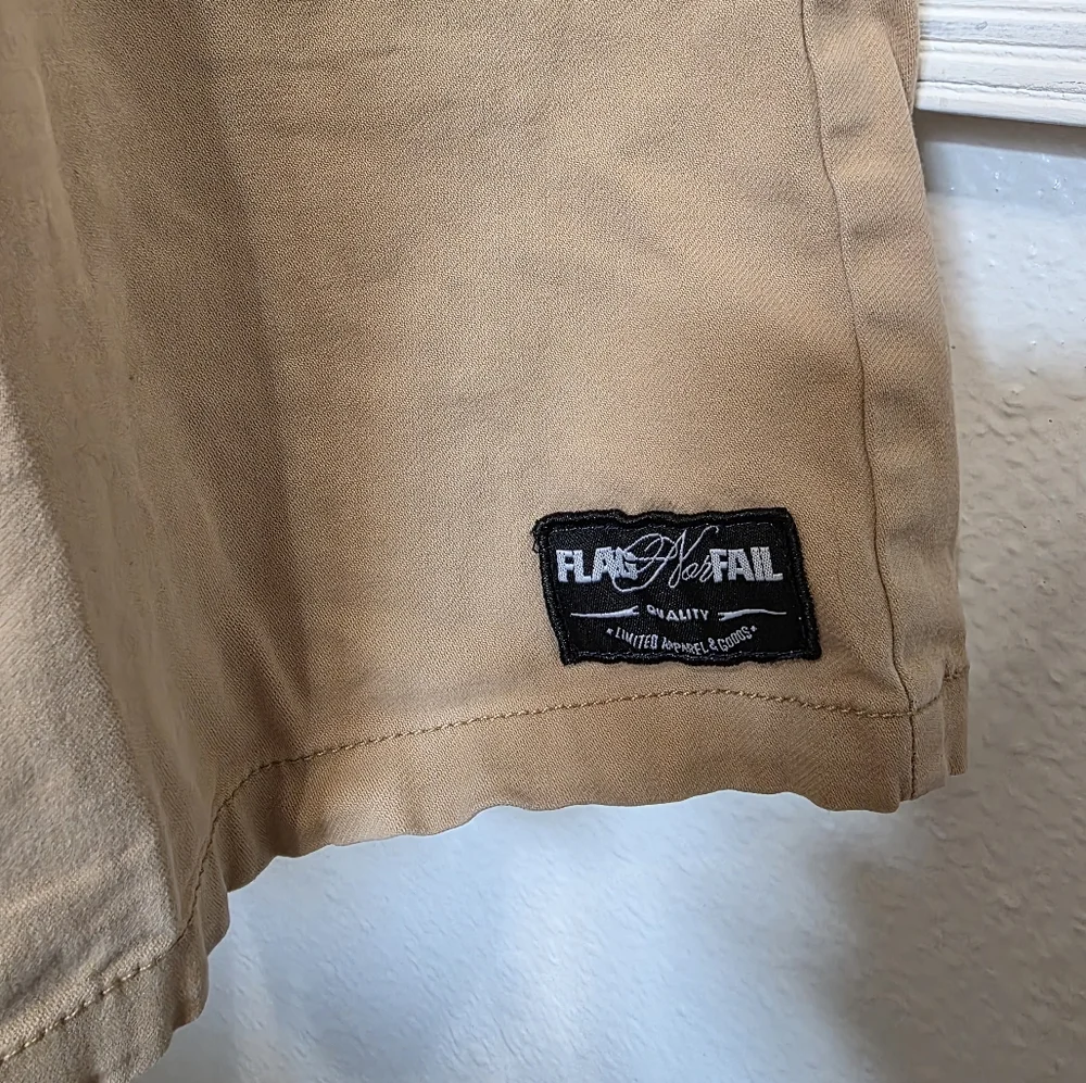 Flag Nor Fail Khaki Shorts - Picture 4 of 10